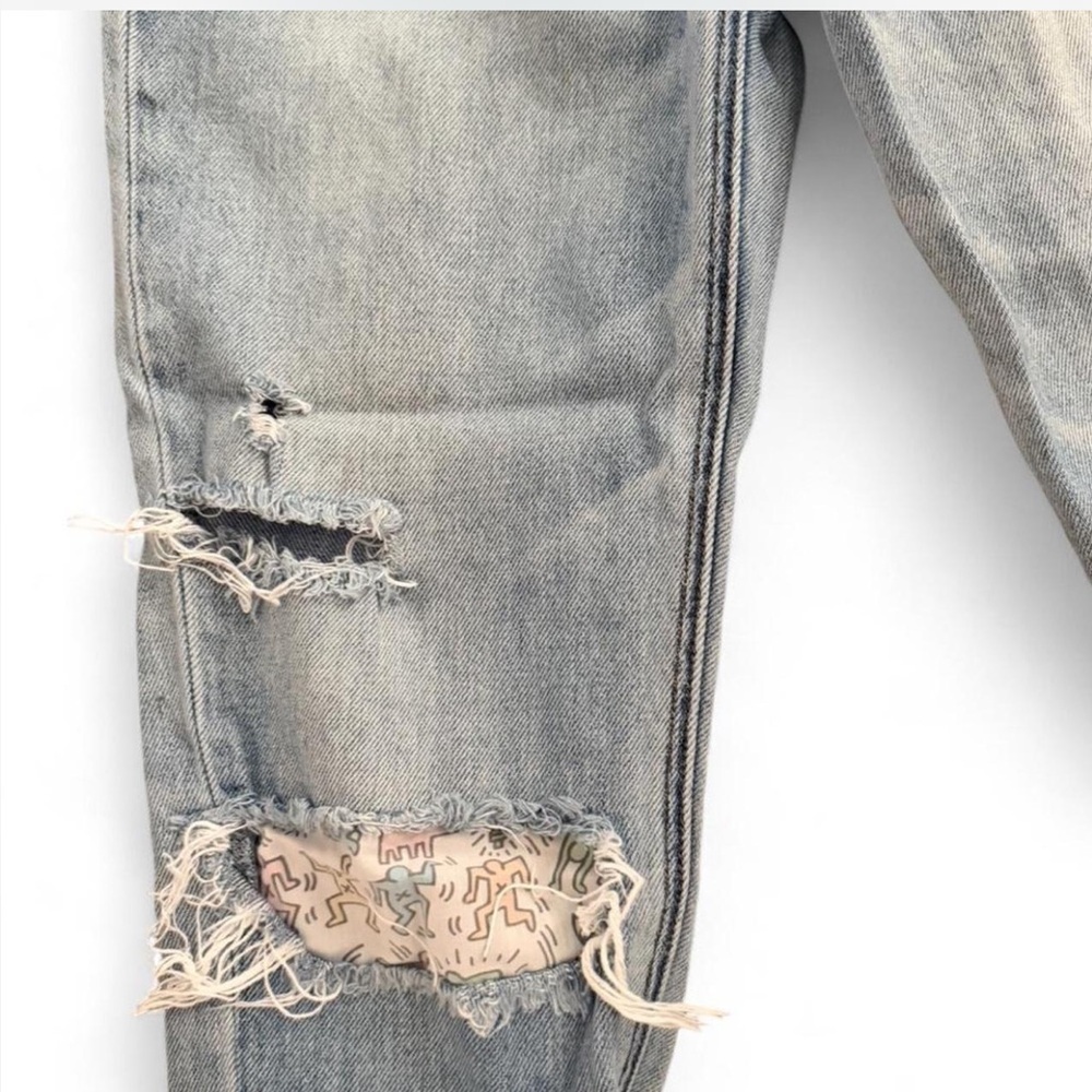 American Eagle Outfitters Light Blue Distressed Boyfriend Jeans - Picture 4 of 8